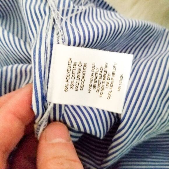 Signature studio dress with embroidery details - Picture 3 of 8